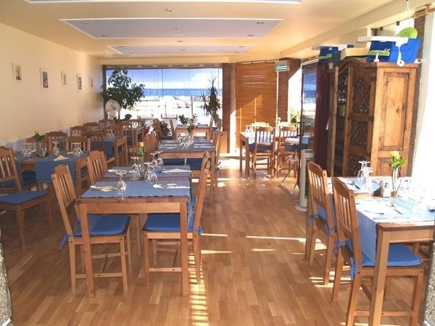 Le Vieux Chien Noir Hotel Évran Eksteriør billede